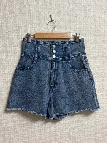 아즈노우아즈 플러스 데님 숏팬츠 프리