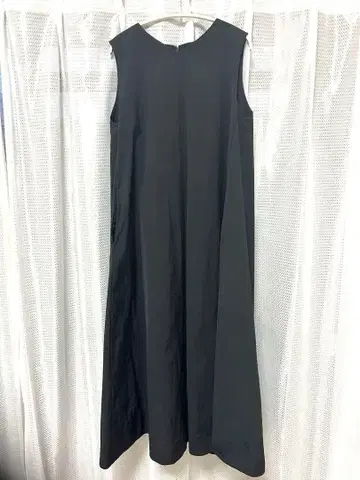 Demi-Luxe BEAMS 슬리브리스 롱 원피스 블랙 38 사이즈