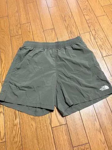 THE NORTH FACE 남성용 숏팬츠 올리브