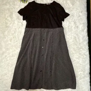 [ 로즈 티아라 ] 46(3XL 상당) 도트 절개 원피스 반팔 블랙