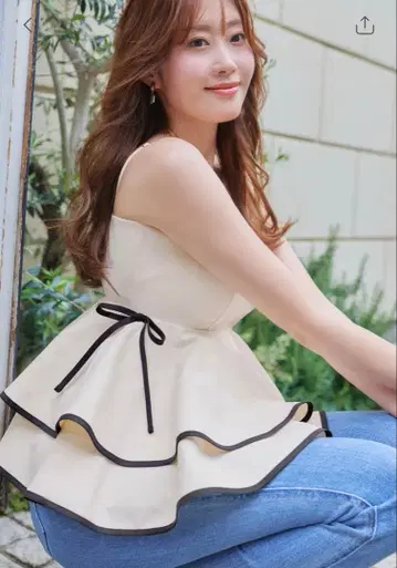 Herlipto FOR HER LumiereFrilledPeplumTop
