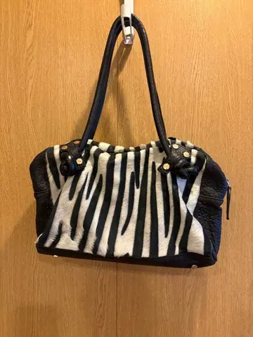 새상품급 collection PRIVEE? 송치 x 가죽 숄더백