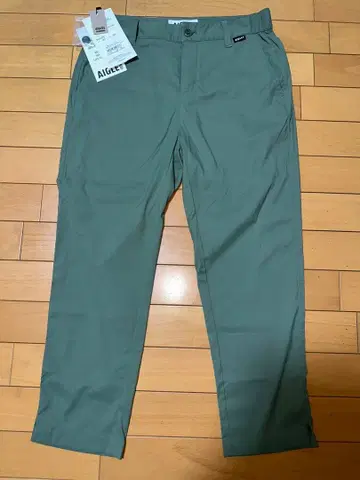 AIGLE 라코스테 LACSTE 올리브 그린 숏팬츠 size 36