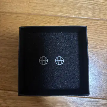 HUF Huf 귀걸이 CIRCLE H PIERCE 양쪽 귀용