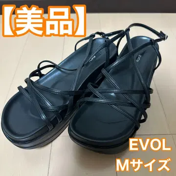 [ 새상품급 ] EVOL 스트랩 통굽 샌들 블랙 M 사이즈