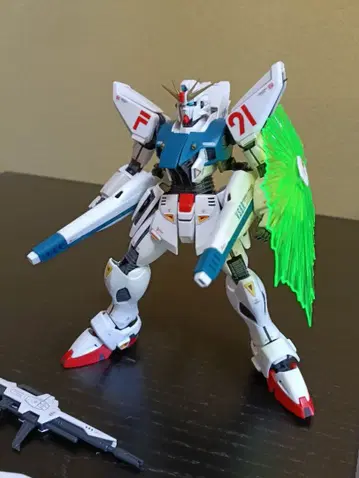 MG 1/100 건담 F91 Ver.2.0 완성품