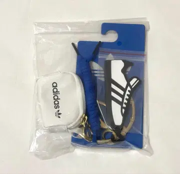 L'Appartement [ ADIDAS/아디다스 ] KEY CHAIN