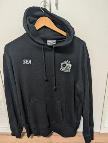WIND AND SEA SANFRECCE 후드티 블랙