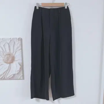 유니클로 와이드 팬츠 센터 프레스 수트 포멀 기장 짧음 블랙 S