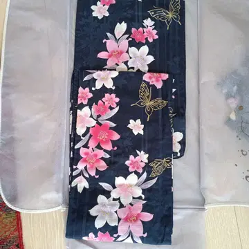 유카타 네이비 바탕 꽃무늬 나비 라메 M 사이즈
