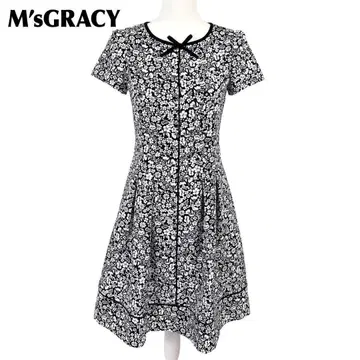 [ 새상품급 ] M'sGRACY A라인 플레어 원피스 36 블랙 x 화이트 올 패턴 꽃무늬