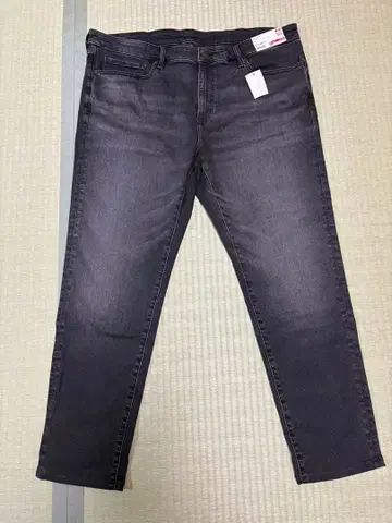 미사용 새상품 UNIQLO 울트라 스트레치 청바지 42인치 그레이