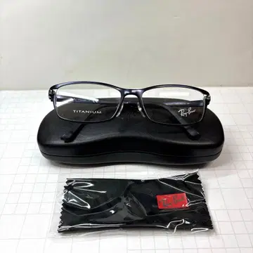 미사용 새상품 RayBan 레이밴 안경 프레임 RB8727D