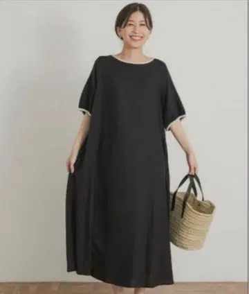 어반 리서치 도어스 린넨 레이온 바이컬러 원피스 블랙