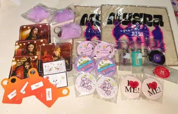 MYERA 가챠가챠 콜라보 카페 세트