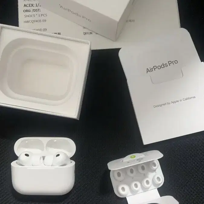 에어팟 프로 3세대 개봉된 USB-C 모델을 판매합니다.