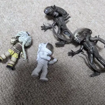 Alien 피규어 4체 세트