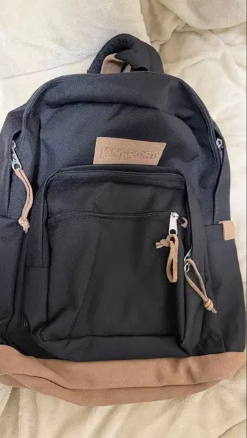 JANSPORT 라이트 팩 프리미엄