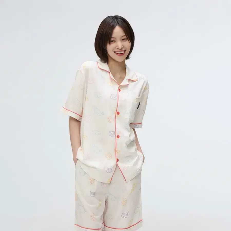 새상품)스파오 못말리는 짱구 반팔파자마(S/M/Xl)