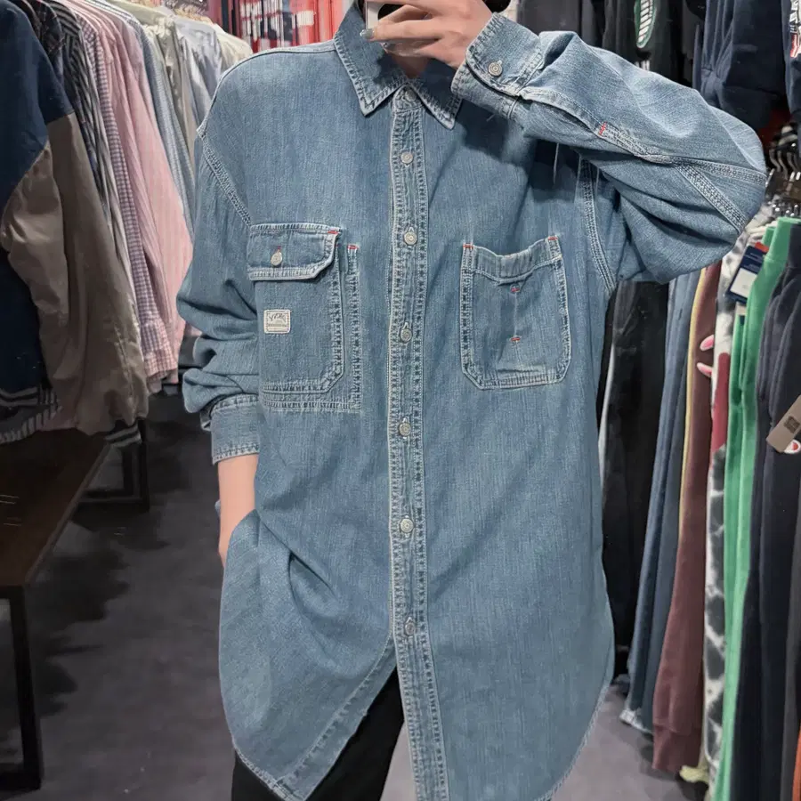[IM] DKNY 진청 데님 셔츠 투포켓 버튼업