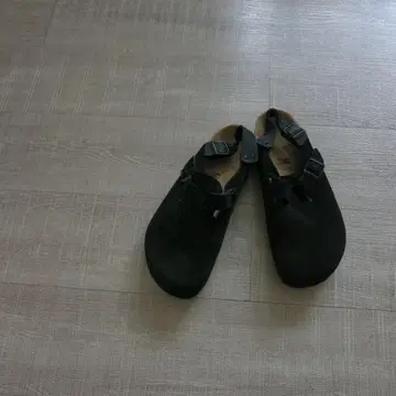 42 BIRKENSTOCK Tokio 샌들