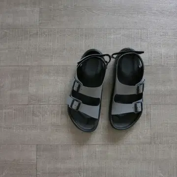 44 BIRKENSTOCK 버켄스탁 Tatacoa 샌들