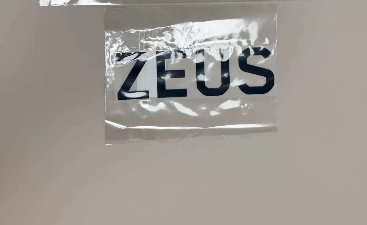 24월즈 유니폼 제우스 마킹지