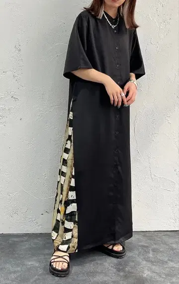 apres jour mignon 사이드 절개 프린트 원피스
