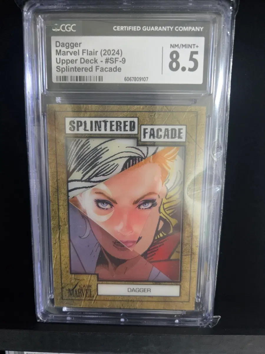 CGC8.5 마블 플레어 Dagger 대거 Splintered Facade SF-9 인서트