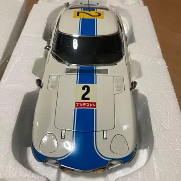AUTOart 토요타 2000GT 1/18 미니카