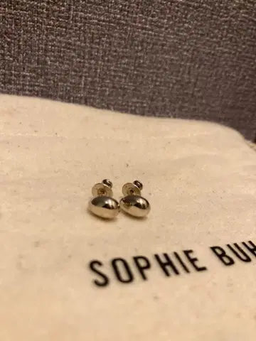 SOPHIE BUHAI