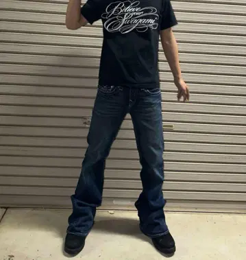 TRUE RELIGION 플레어 데님 팬츠 부츠컷 JOEY