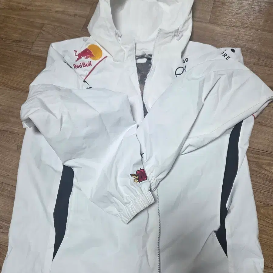 t1 2024 월즈 자켓 XL 4성 논마킹