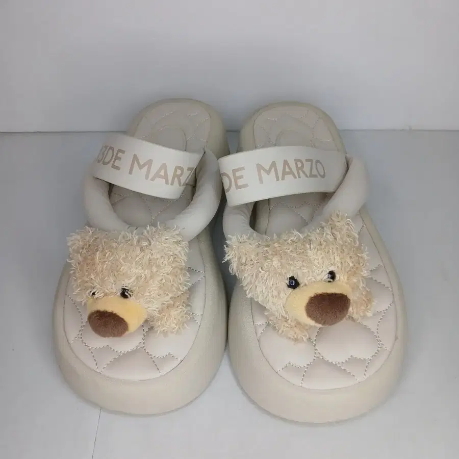 13DE MARZO 곰돌이 뮬 슬리퍼