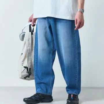 새상품 프릭스스토어 와이드 실루엣 배럴 레그 데님