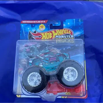 즉시 Hot Wheels Monster Trucks Skyline GTR