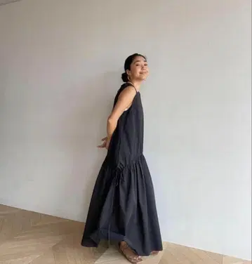 searoomlynn 백 오픈 롱 원피스 블랙