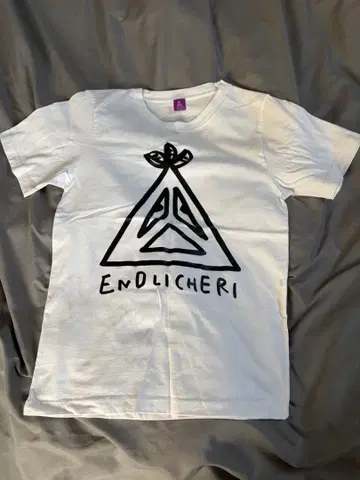 ENDLICHERI FUN9 티셔츠 화이트 도모토 츠요시