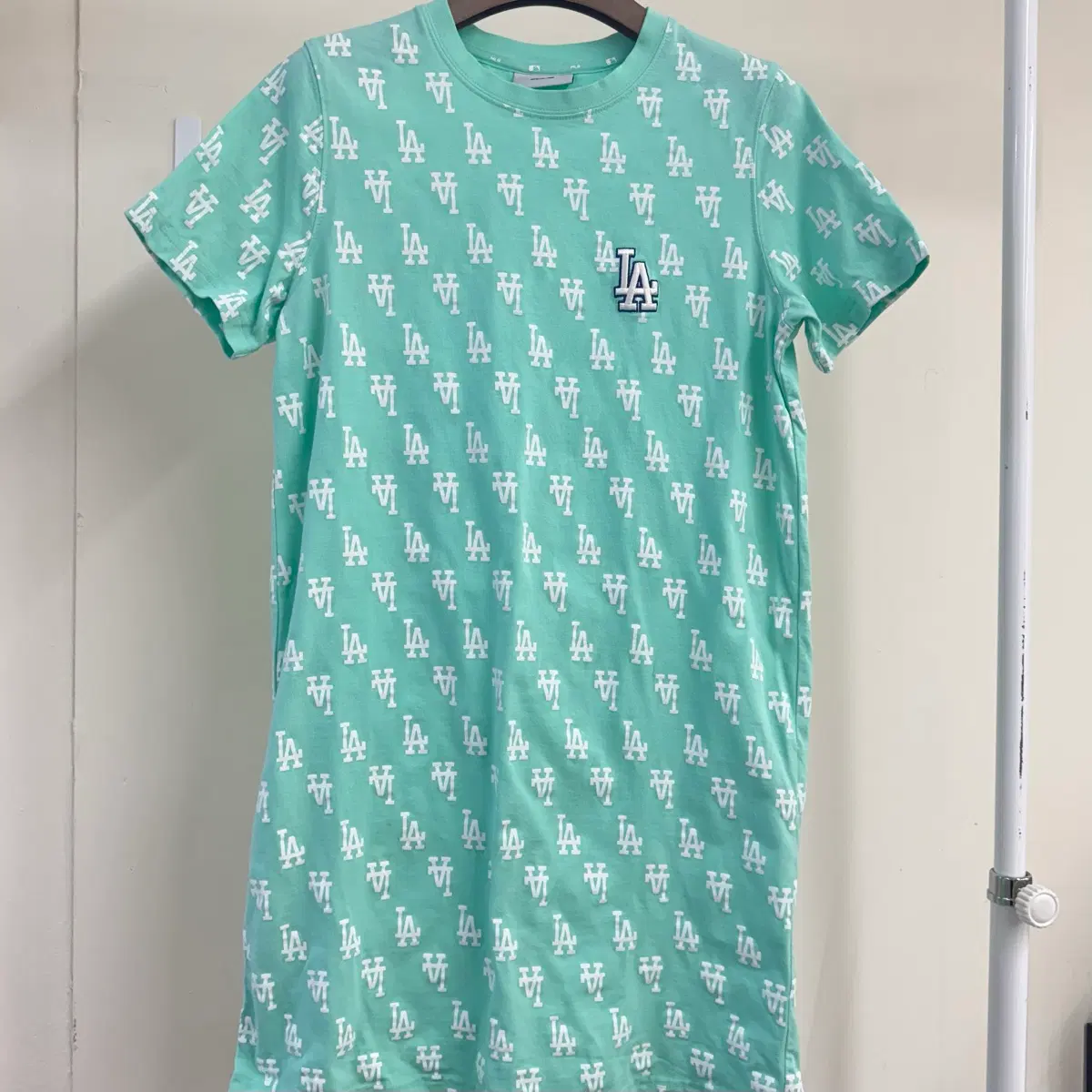 (여성) mlb 모노그램 원피스 XS