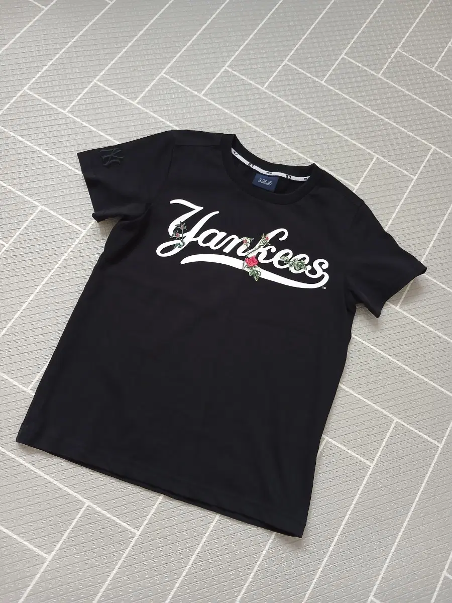 MLB 뉴욕 양키스 반팔티 120 거의새거