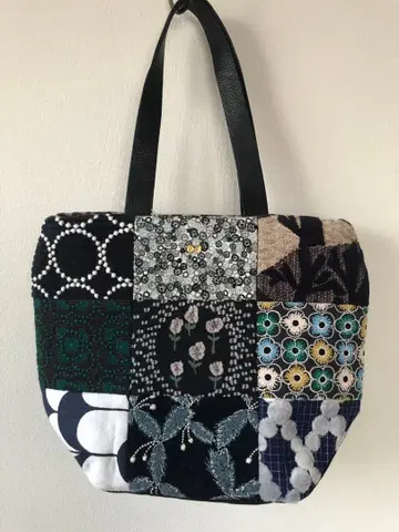 [ 미나 페르호넨 ] 미사용 새상품 piece bag dark mix