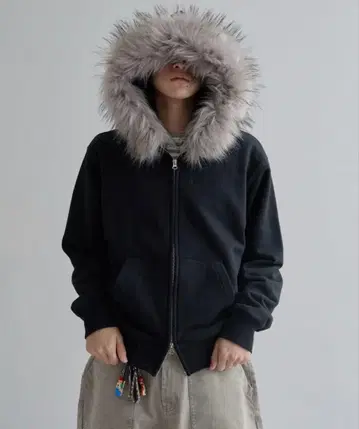 epnk 퍼 후드티 짧은 기장 블랙 모드 y2k
