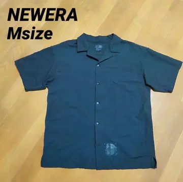 NEW ERA 반팔 셔츠 블랙 M 사이즈 나일론 새상품급