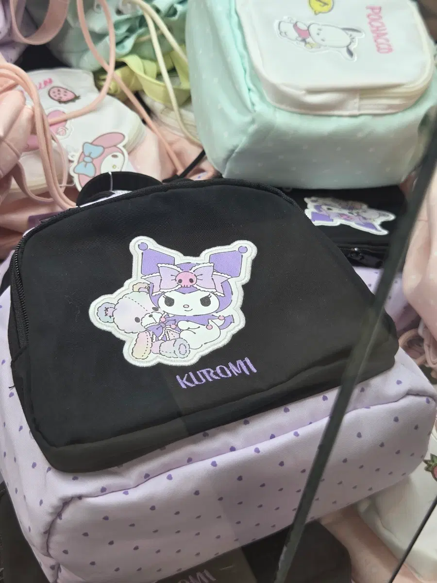 산리오 도트무늬 백팩 가방(새제품)