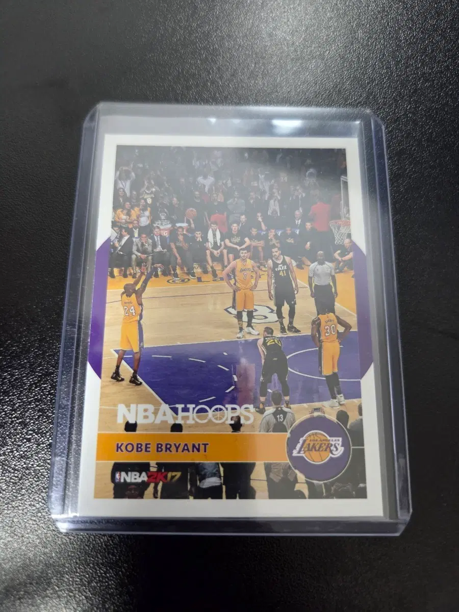 NBA HOOPS 코비 브라이언트 카드