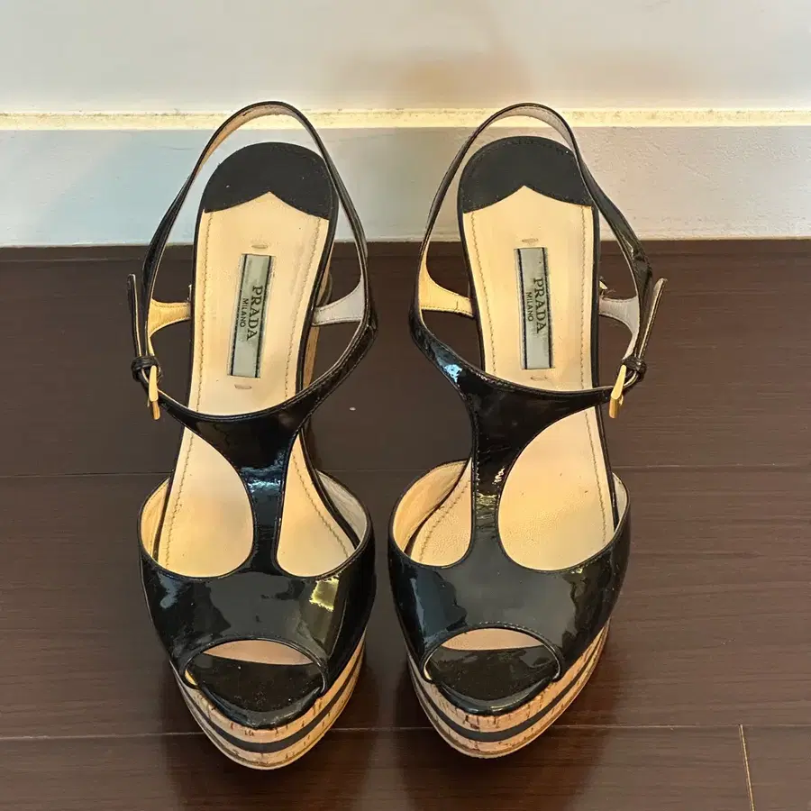 PRADA 프라다 샌들 웨지힐 230