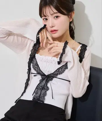NICE CLAUP 레이스 부착 리브 가디건 이너 포함
