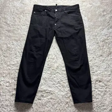 새상품급 디스퀘어드 22년 Skater Jeans 블랙 데님 52