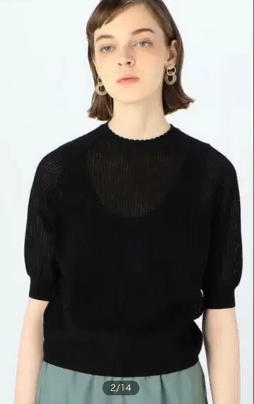 볼지 스트라이프 레이스 스캘럽 넥 풀오버