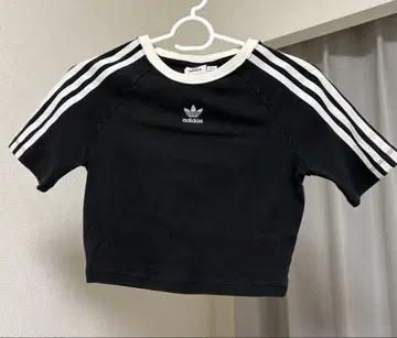 adidas 반팔 티셔츠 화이트 스트라이프 L 사이즈